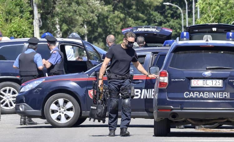У Италији ухапшен Албанац након што је у камиону који је возио пронађено 467 килограма кокаина