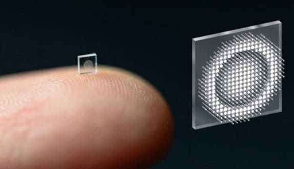 Научници успели да произведу минијатурну камеру величине зрна соли која прави задивљујуће снимке