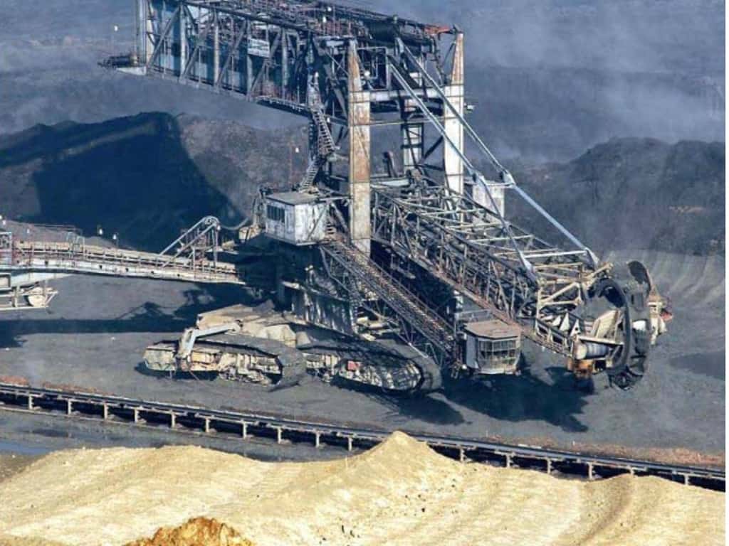 Рудари басена Колубара: Сумњамо да ће продати ЕПС, после 1. маја блокаде