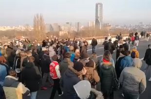 Ђилас и Мариника отерани са протеста! МАРШ МАМУ ТИ Ј*БЕМ… (видео)