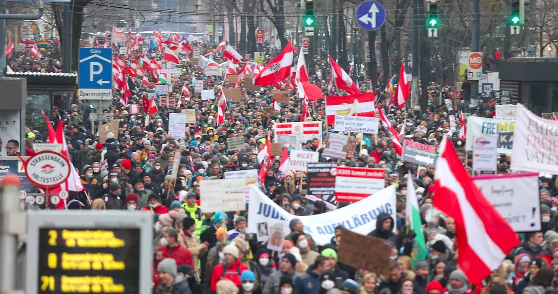 МАСОВНИ ПРОТЕСТ у Бечу, више од 100.000 људи устало против антикорона мера (видео)