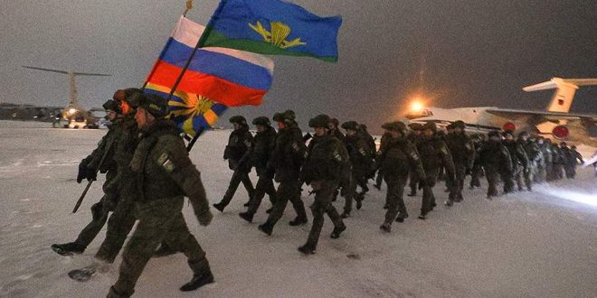 Први контигент руских падобранаца вратио се из Казахстана