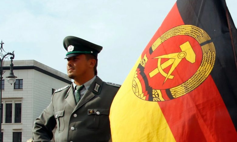 „Шолц гура народ у побуну и раскол, Источна Немачка ће прогласити независност!“