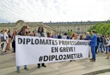 Француске дипломате ступиле у штрајк: Незадовољство због Макроновог потеза (видео)