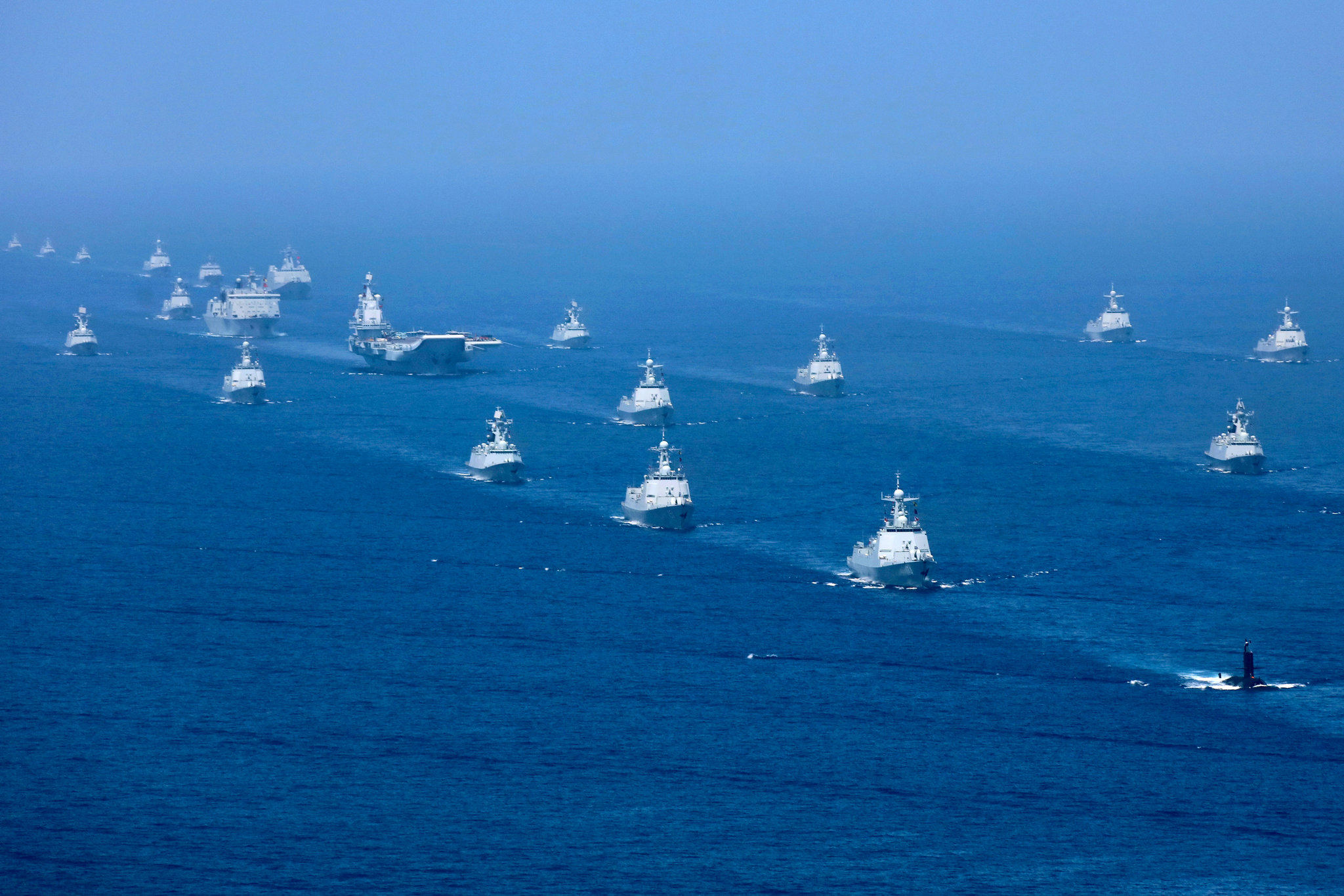 Кина распоредила ратне авионе и бродове у близини Тајвана