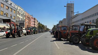 Трећи дан протеста пољопривредника у Новом Саду (видео)