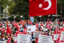 У Истанбулу масован протест Турака који траже забрану рада ЛГБТ организација