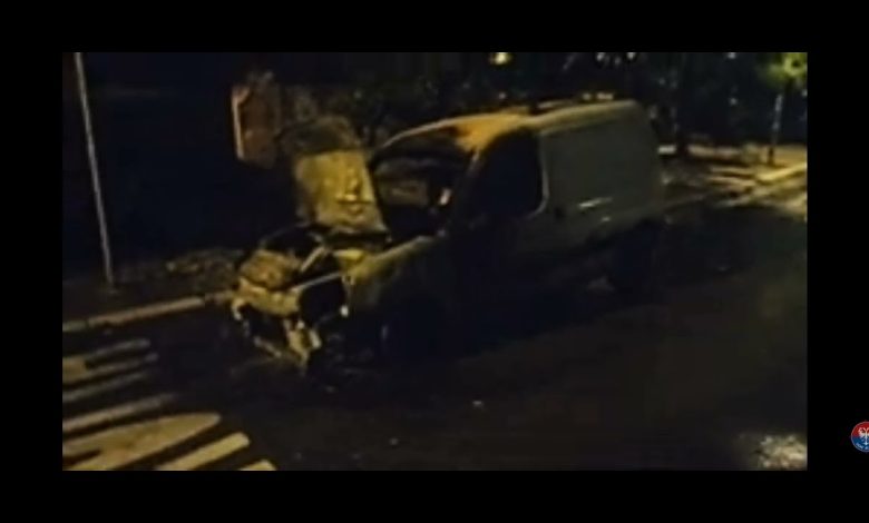 Mонаху Антонију запалили ауто у Београду након литије! (видео)