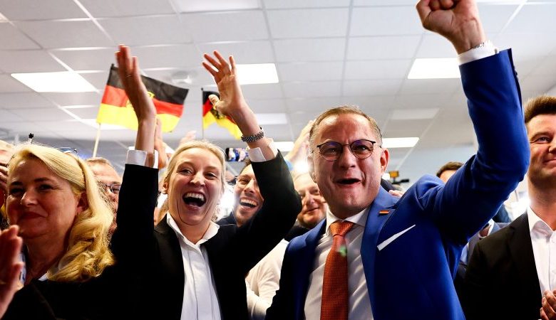 Ускоро и ванредни избори код Немаца, зелено-црвена коалиција одлази на сметлиште историје