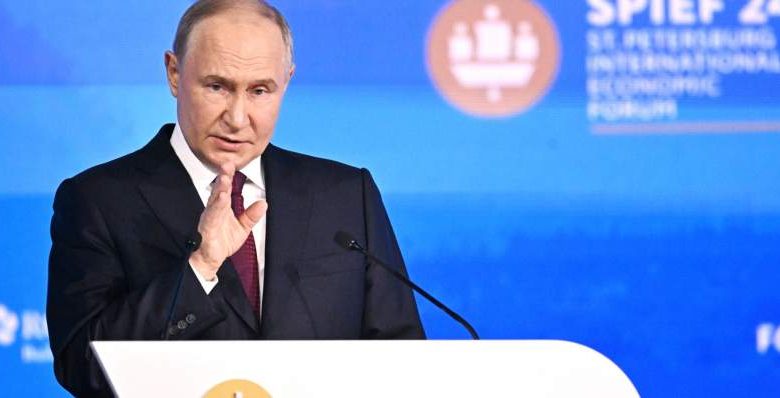 Путин: Унутар БРИКС ће постојати платни систем недодирљив за санкције и политичке притиске