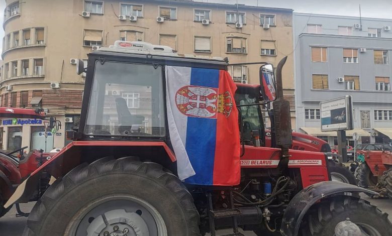 Пољопривредници одлучили: Прекидају разговор са Владом, иду у блокаде и шаљу помоћ студентима