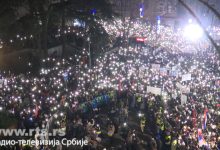 Студенти протествују испред ТВ Бастиље захтевајући поштено извештавање о протестима!