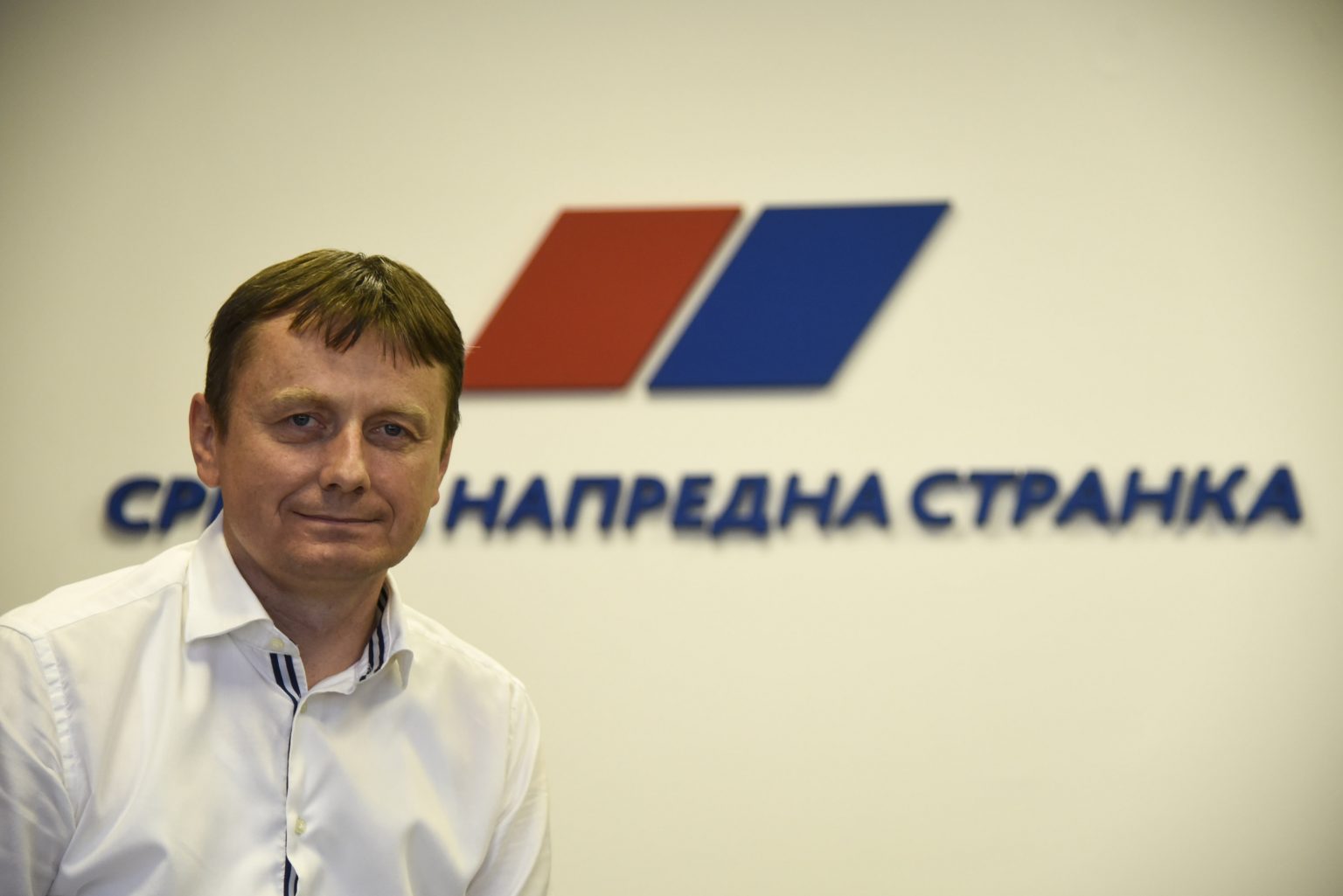 Колико си СКОТЕ КОРУМПИРАНИ узео пара да потпишеш ту грађевинску дозволу?