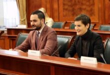 Шеф кабинета Ане Брнабић и његова сестра добили по милион евра од оф-шор фирме и Привредне коморе Србије