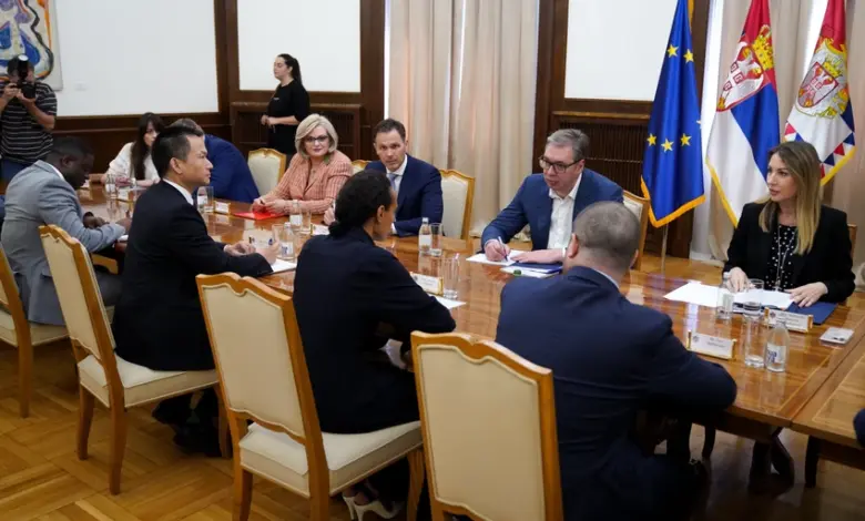 ММФ: Србија од октобра повећава цену струје за минимум седам одсто, ограничење у повећању пензија и плата