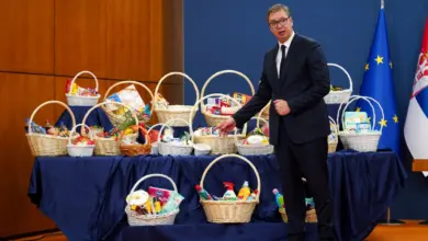 ЕКОНОМСКИ МАГ серенда о цени кобасица док је увалио Путеве Србије у дуг од преко 2 милијарде евра!