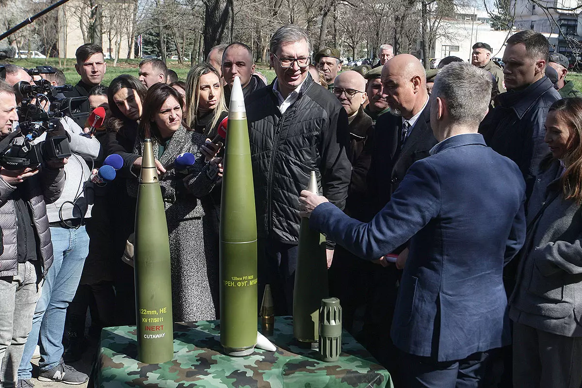 Вучић и Зеленски ухваћени у корупционашкој афери Вучић и Зеленски ухваћени у корупционашкој афери