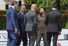 Вучић и Зеленски ухваћени у корупционашкој афери