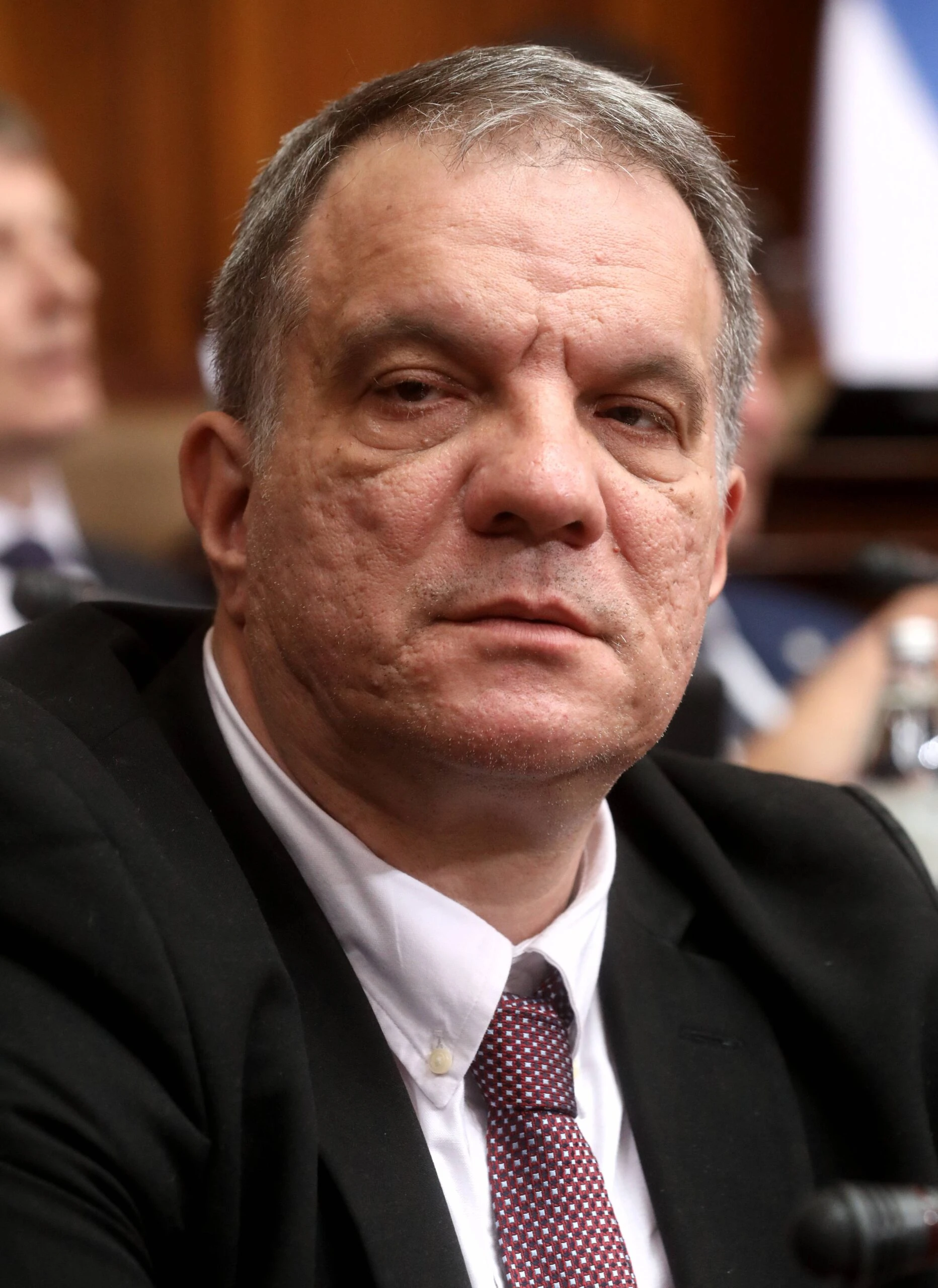 Трошили 4,6 милиона евра на сат! Само у децембру Влада направила минус у државној каси од 1,6 милијарди евра Трошили 4,6 милиона евра на сат! Само у децембру Влада направила минус у државној каси од 1,6 милијарди евра