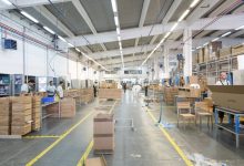 Преко 600 запослених због неисплаћених плата прекинуло са радом у краљевачкој фабрици ГИР Преко 600 запослених због неисплаћених плата прекинуло са радом у краљевачкој фабрици ГИР