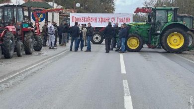 ПРОТЕСТ ПОЉОПРИВРЕДНИКА: Они увозе, они контролишу, а народ једе ђубре, а здрава храна се баца! (видео) ПРОТЕСТ ПОЉОПРИВРЕДНИКА: Они увозе, они контролишу, а народ једе ђубре, а здрава храна се баца! (видео)